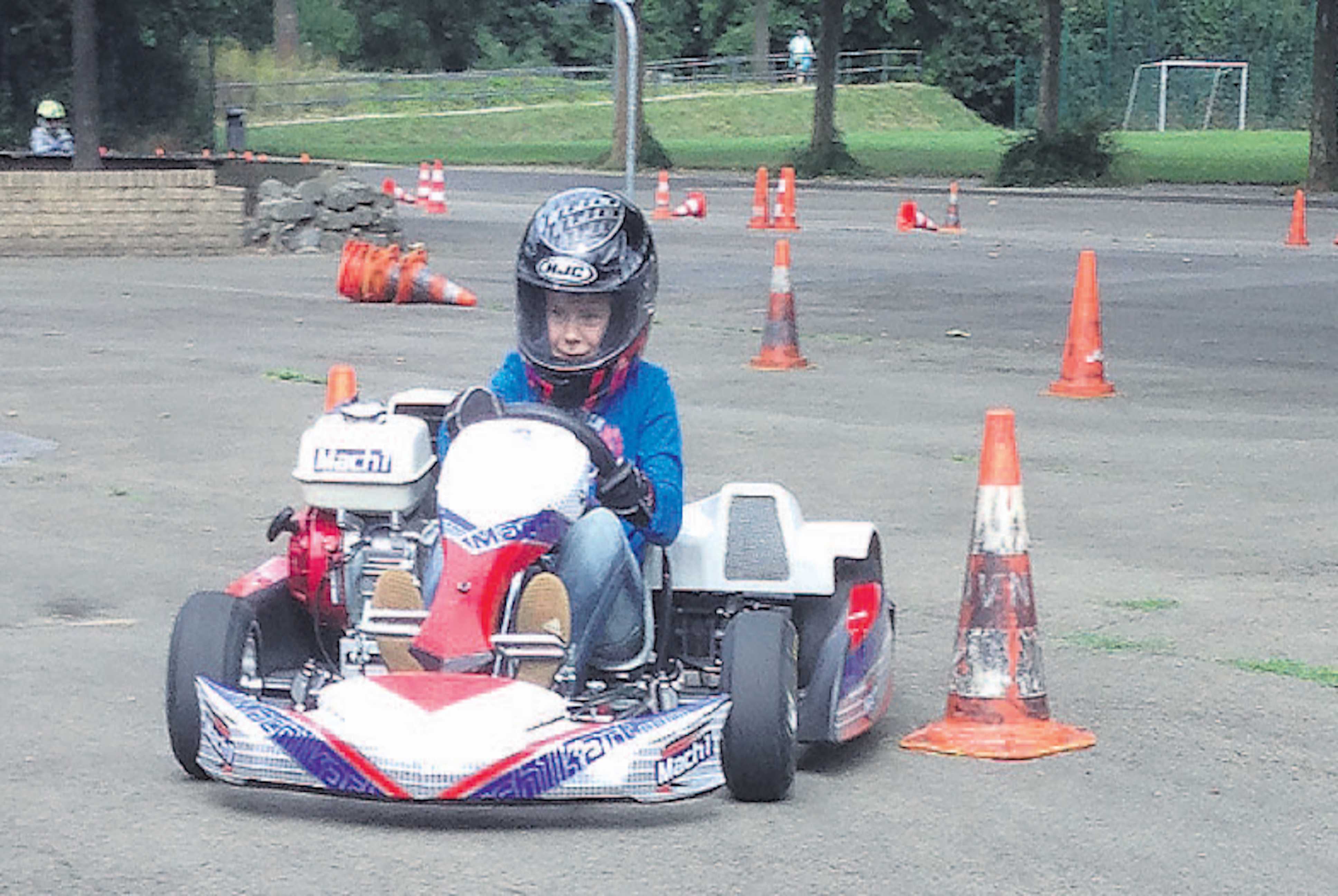 Der Countdown läuft: Der letzte Vorlauf zur NRW-Meisterschaft im Jugend-Kart-Slalom findet am 3. September in Böddinghausen auf dem Schulhof…