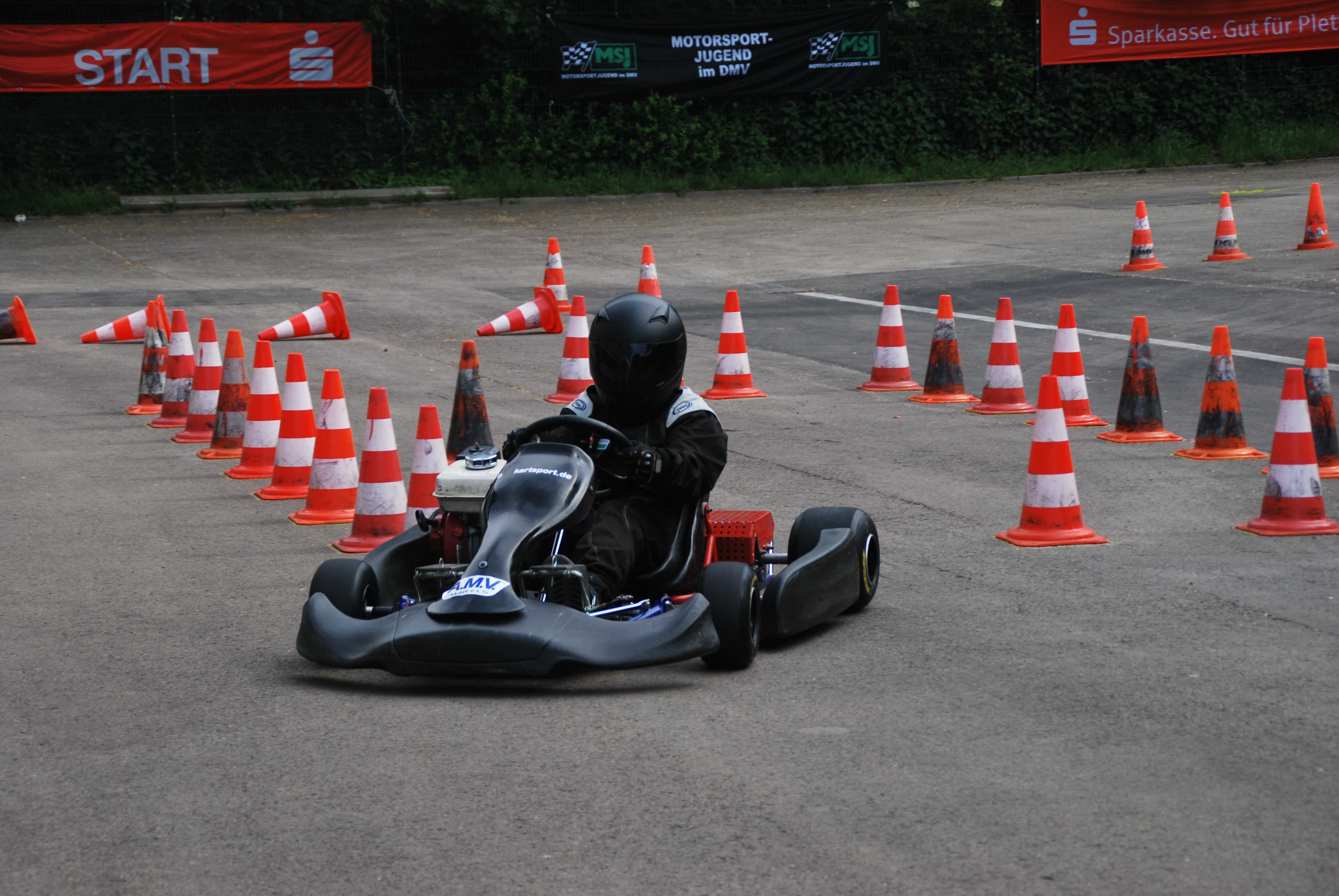 Ihren Heimvorteil voll ausgespielt haben am Sonntag die Kartslalomfahrer der Motorsportfreunde Plettenberg. Beim Vorlauf zur Deutschen und…